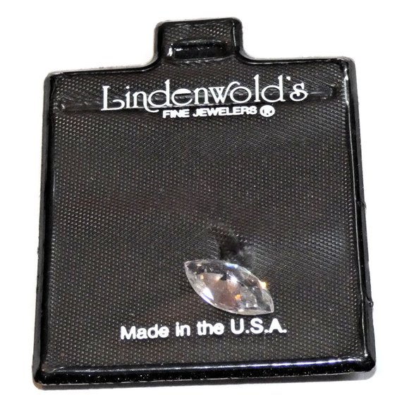 Lindenwold's Fine Jewelers Cubic Zirconia Stone - Picture 1 of 4